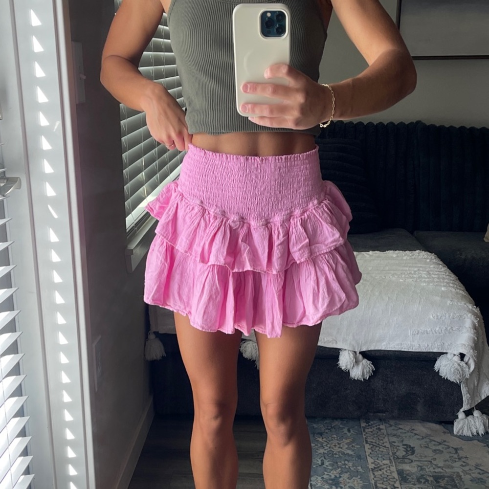 Chic Pink Tiered Mini Skirt